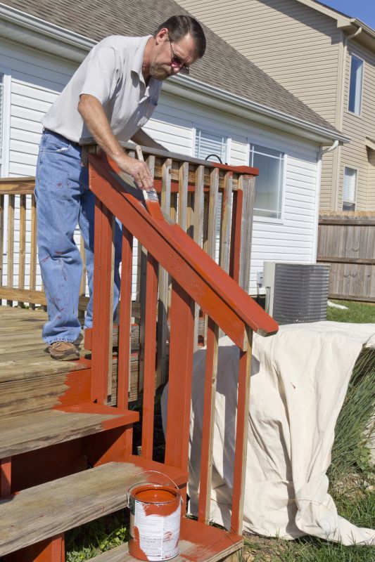 Fence Staining Maintenance Tips